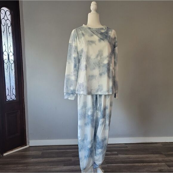 Tie dye crewneck sweatshirt and pocket joggers - Picture 7 of 9